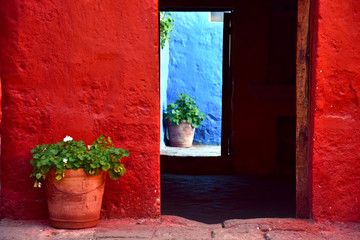 Obraz na płótnie Canvas Colorful colonial architecture in Arequipa, Peru