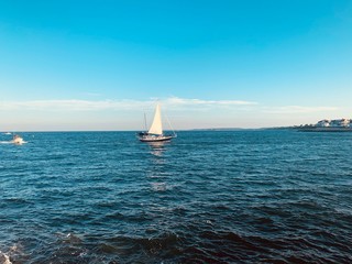 Obraz premium sailboat on the sea