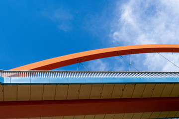 青空と大きな橋