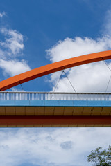 青空と大きな橋