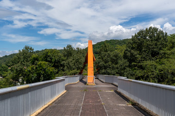 青空と大きな橋