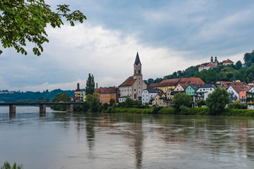 Fototapeta na wymiar Blick auf Innstadt bei Passau