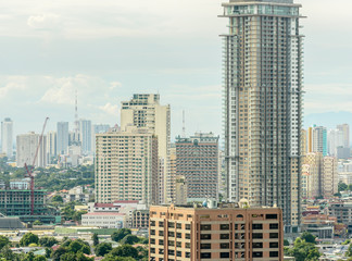 Obraz premium Manila, Philippines - August 12 2020: Manila skyline cityscape shot wide angle. 