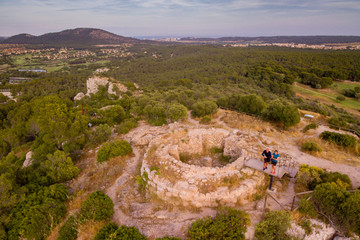 restos de una torre circular, Puig de Sa Morisca 019, Parque arqueológico Puig de sa Morisca,...