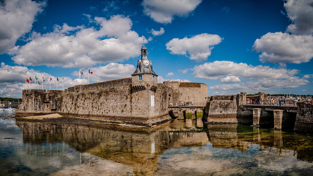 La ville fortifi&eacute;e et sa muraille &agrave; Concarneau