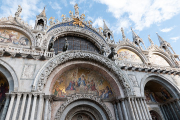 Fototapeta na wymiar Cattedrale di Venezia
