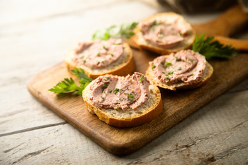 Traditional homemade pate on a white bread - obrazy, fototapety, plakaty