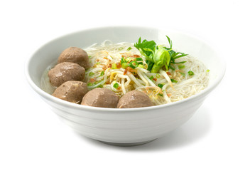 Rice Vermicelli Noodles with Beef Balls in clear Soup ontop spring onion