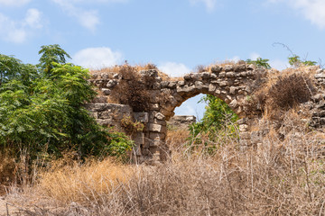 Obraz premium Remains of old ruins of Kafarlet fortress. It was the property of Lords of Caesarea, then became the property of the Hospitallers. Captured by Baybars in 1291. Near the Atlit city in northern Israel