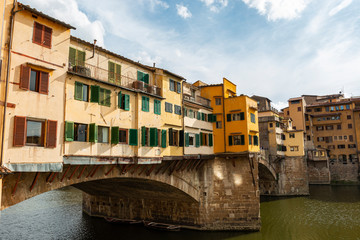 Fototapeta na wymiar The beautiful Ponte Vecchio in Florence, Italy. 