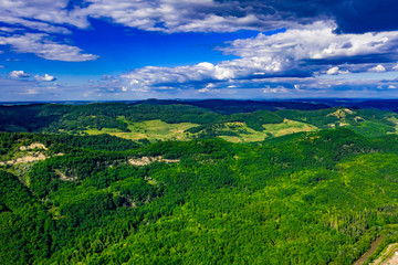 Fototapeta na wymiar Rumänien aus der Luft - Wunderschöne Landschaften in Rumänien