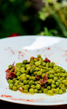 green beans with ham guisantes verdes de kil&oacute;metro cero con jam&oacute;n 