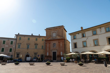 Fototapeta na wymiar Piazza del Comune in the center of Montefalco