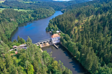 Fototapeta na wymiar The Höllenstein lake is a reservoir in the Bavarian Forest that was created for the Höllenstein power plant