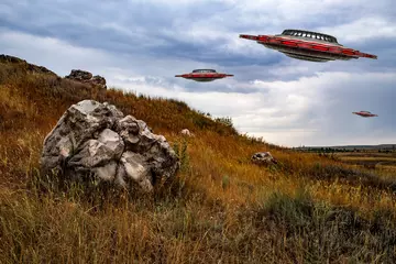 Fotobehang landschap met onbekende vliegende schotels. 3D-model van een ufo in de lucht. illustratie © toomler