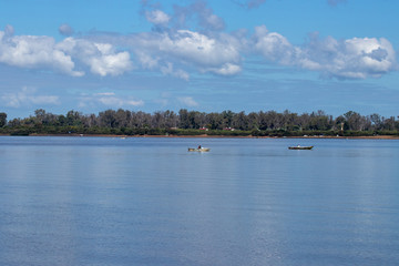 Fototapeta na wymiar Paisaje del río Uruguay