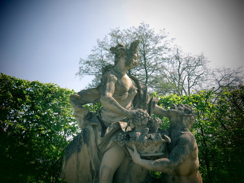 Parnass-Brunnen