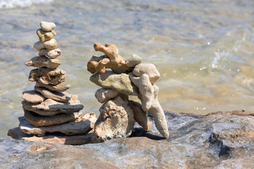 Stone balance sugli scogli