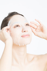 Naklejka premium パックをする女性