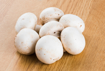 Fototapeta premium dried shiitake mushroom on a wooden background