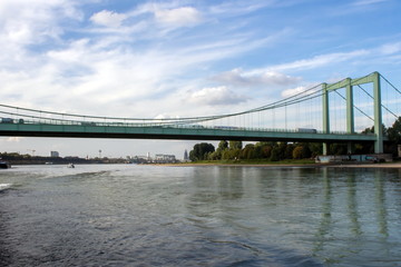 Rodenkirchener Brücke