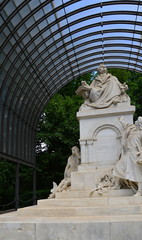Statue in Tiergarten, Berlin