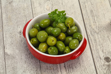 Green Campo Real olives in the bowl