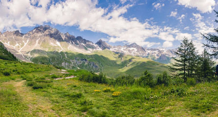 Panorama montano alpino