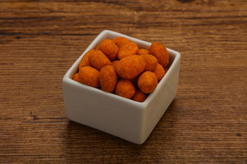 Spicy peanut heap in the bowl