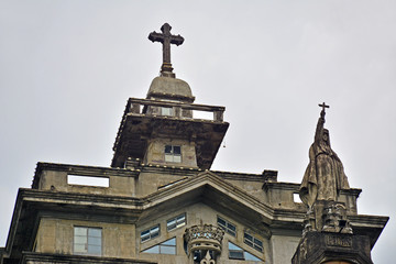 Fototapeta na wymiar University of Santo Tomas main building facade in Manila, Philippines