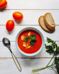 Tomato puree soup with chicken and bell pepper - 371424310