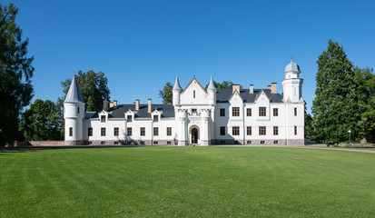 Fototapeta na wymiar alatskivi manor estonia