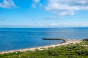 Fototapeta na wymiar Blick vom Klippenrandweg auf die Nordsee, Helgoland