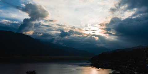 Obraz premium Beautiful Mountain Sunset Landscape Scene. Stock Photo