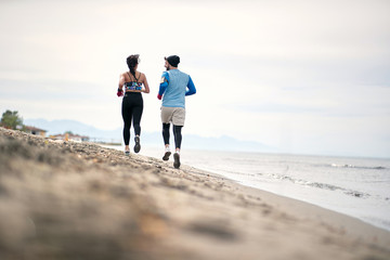 Couple training together; Healthy lifestyle concept