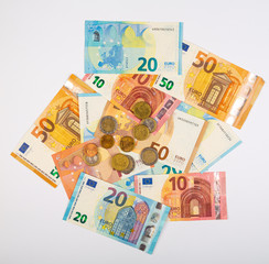 Billets de banque et pièces en euros