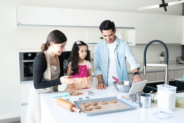 Family Learning Cookies Recipe On Internet