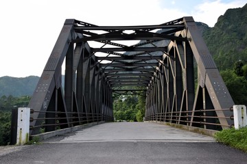 Beautiful picture of Head of bridge