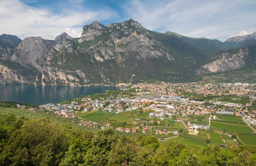 Fototapeta na wymiar The Riva del Garda and Lago di Garda lake.