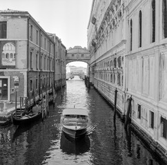 Fototapeta premium The Bridge of Sighs during a summer day in Venice shot with black and white analogue film technique