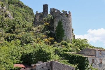 Pesche - Castello del borgo