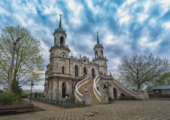 Obraz premium The Church of the Vladimir icon Of the mother of God Nativity of Christ in the Russian Gothic style in Bykovo estate,Russia, was built in 1789.