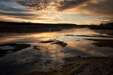 Fototapeta na wymiar Yellowstone River at sunrise; Yellowstone NP; Wyoming