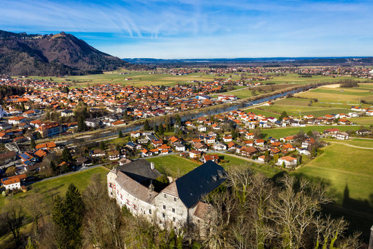 Germany, Marquartstein, Bavaria, Aerial view of&Ocirc;&oslash;&Omega;Marquartstein&Ocirc;&oslash;&Omega;Castle and surrounding village in summer