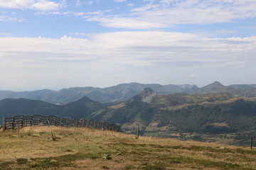 La vue sur le Puy Mary depuis le Plomb du Cantal