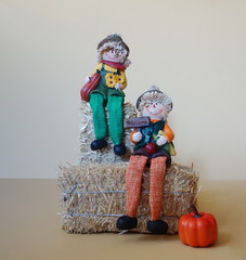 Fototapeta premium Twosome on a Hay Bale
