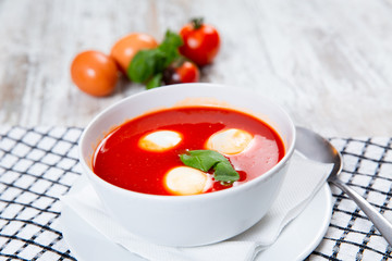 tomato soup with egg