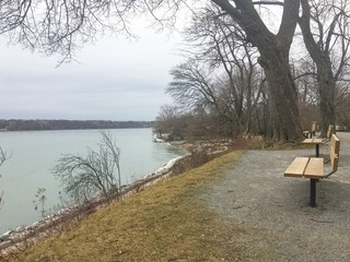 Lakeside, last days of winter