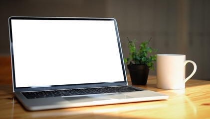 Fototapeta premium Mock up Copy Space Blank Screen Concept Business Working on Laptop. 