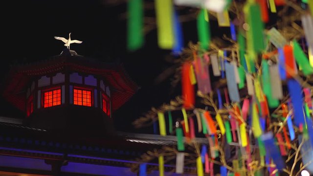 日本の夏祭り。道後温泉飛鳥の湯と七夕飾り。